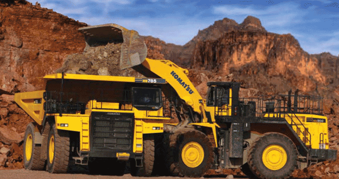 Komatsu Wa900 3 Wheel Loader Productive Match For Hd785 7 100 Ton Komatsu Wa900 3 Wheel Loader Productive Match For Hd785 7 100 Ton Haul Truck